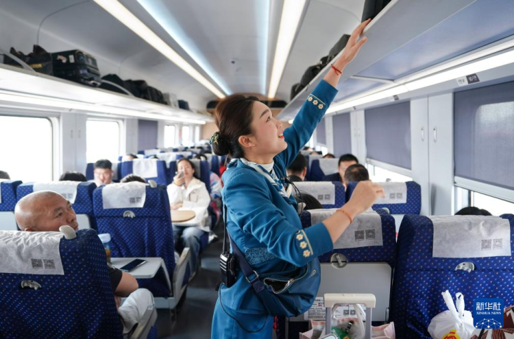 中老铁路发送旅客突破5000万人次